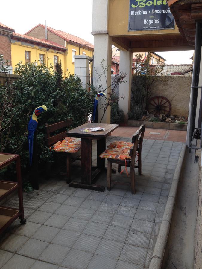 فيلا Boleta A 5 Minutos De Leon, Casa Con Jardin San Andrés del Rabanedo المظهر الخارجي الصورة