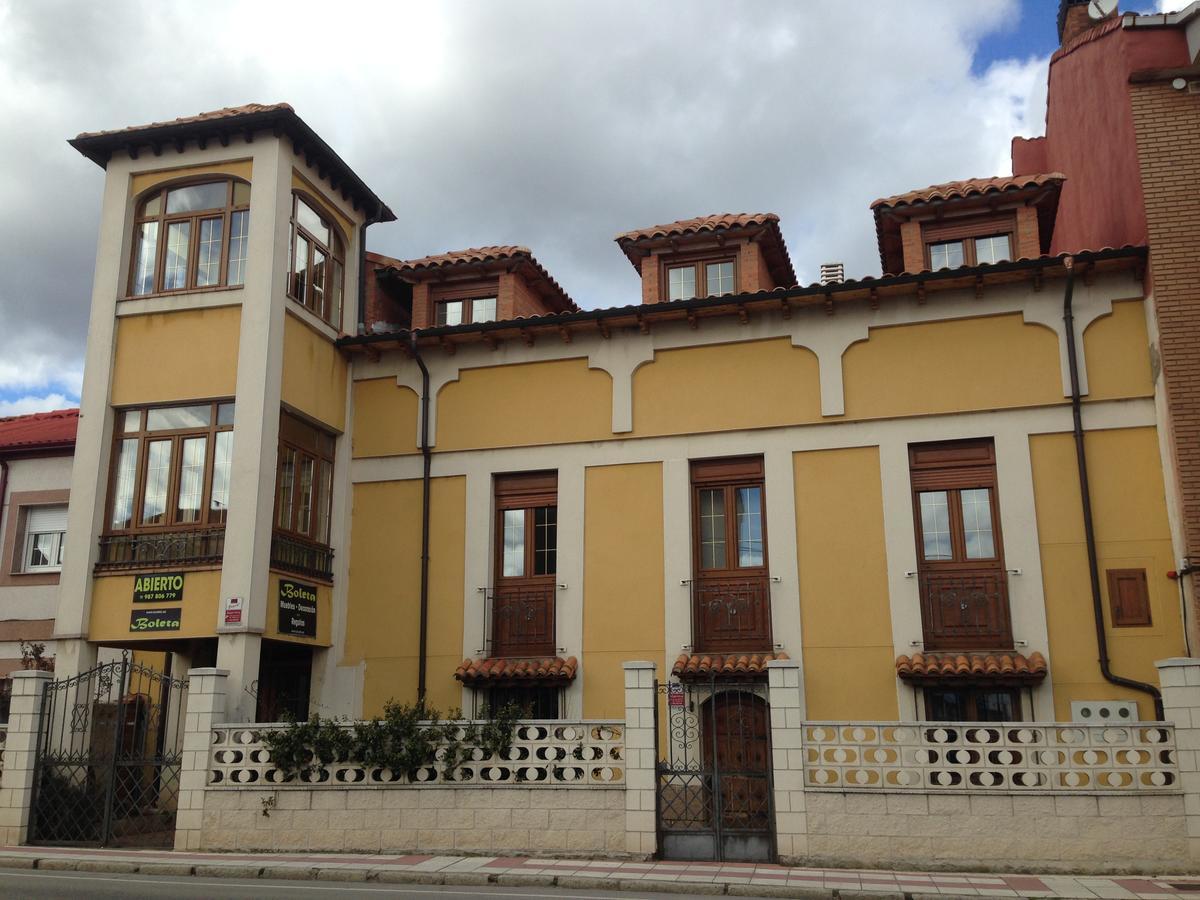 فيلا Boleta A 5 Minutos De Leon, Casa Con Jardin San Andrés del Rabanedo المظهر الخارجي الصورة