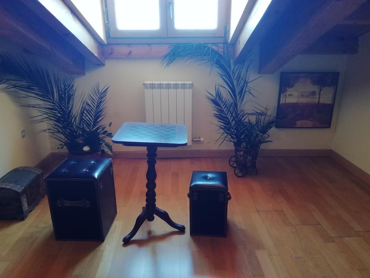 فيلا Boleta A 5 Minutos De Leon, Casa Con Jardin San Andrés del Rabanedo المظهر الخارجي الصورة