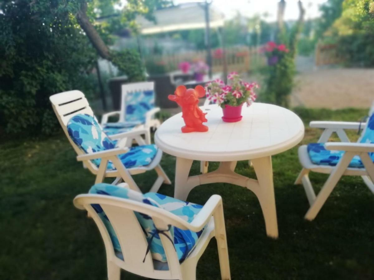 فيلا Boleta A 5 Minutos De Leon, Casa Con Jardin San Andrés del Rabanedo المظهر الخارجي الصورة